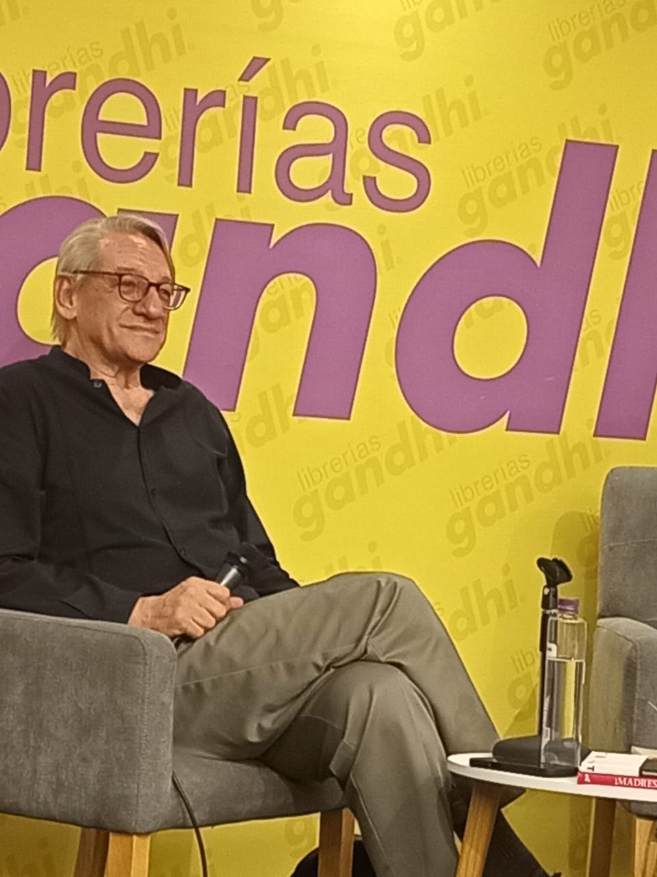 Destaca Alberto Ruy Sánchez misterios felinos en&nbsp;poemario