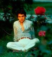 Con material inédito Netflix estrenará serie documental de Juan Gabriel