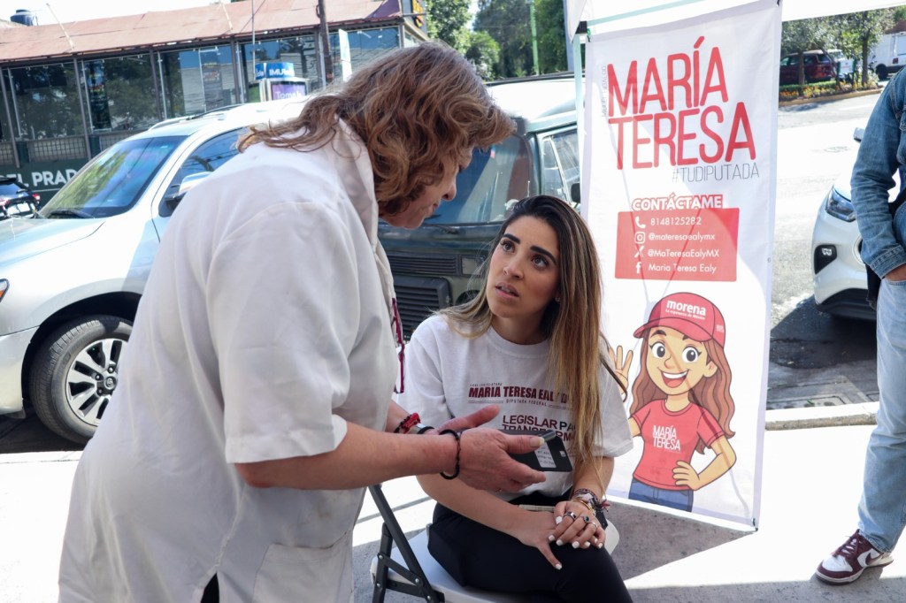 Diputada Ealy Díaz sorprende a mujeres con ultrasonidos mamarios&nbsp;gratuitos