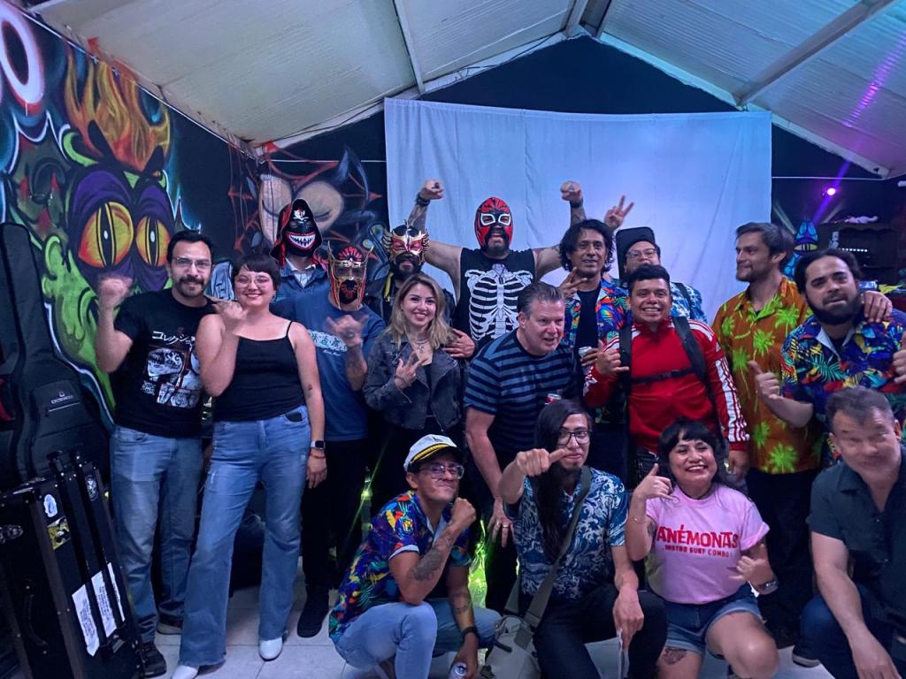 “Cuando Calienta el Surf”: guitarras, comunidad y música independiente en Los Pinos