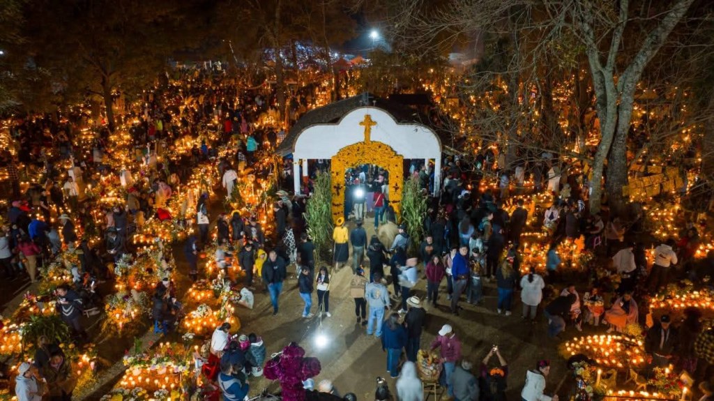 Noche de Ánimas en Pátzcuaro reunirá más de 700 actividades culturales